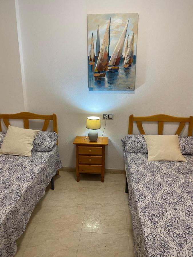 Amazing 2-Bedrooms Apartment With Pool Torrevieja Center Exterior foto